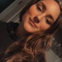 Sitter Profile Image: Victoria D.