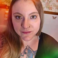 Sitter Profile Image: Sarah R.