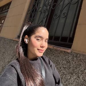 Sitter Profile Image: Marielvis M.