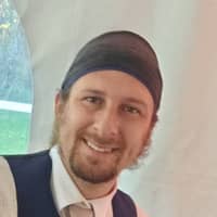 Sitter Profile Image: Travis K.