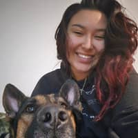 Sitter Profile Image: Laura P.