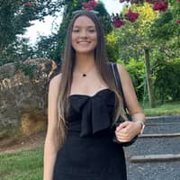 Sitter Profile Image: Natalie R.