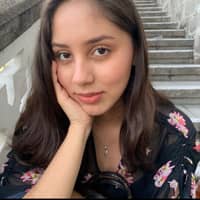 Sitter Profile Image: Alondra R.