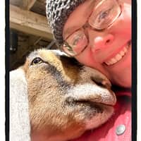 Sitter Profile Image: Sarah W.