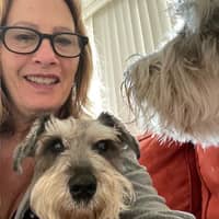 Sitter Profile Image: Lesley K.