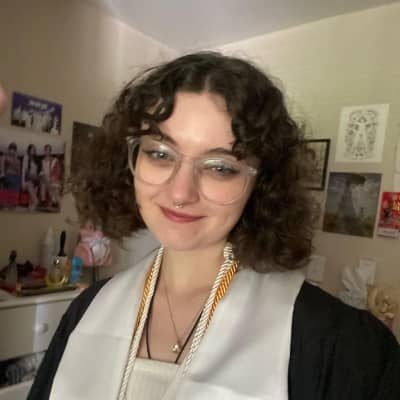 Sitter Profile Image: Gwendolyn C.