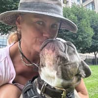 Sitter Profile Image: Luke W.