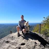 Sitter Profile Image: Hannah R.