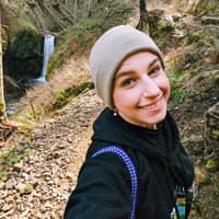 Sitter Profile Image: Megan E.