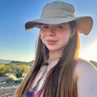 Sitter Profile Image: Paola M.