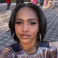 Sitter Profile Image: DeNika B.