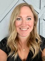 Sitter Profile Image: Leslie M.