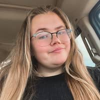 Sitter Profile Image: Madison L.