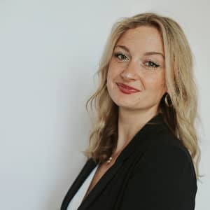 Sitter Profile Image: Elizabeth M.