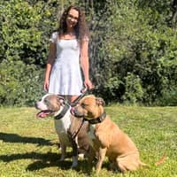 Sitter Profile Image: Olivia L.