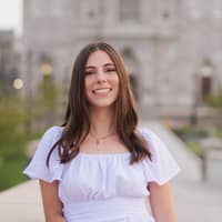 Sitter Profile Image: Anna D.