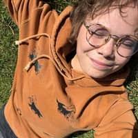 Sitter Profile Image: eva m.