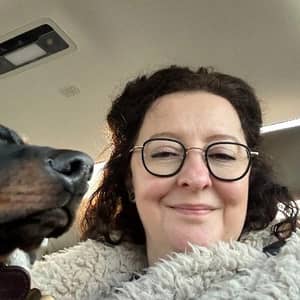 Sitter Profile Image: Flo H.