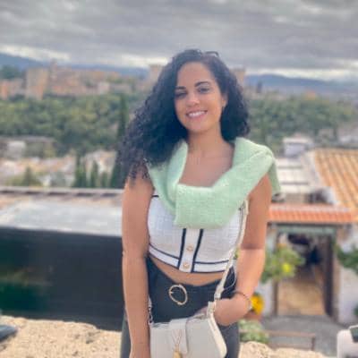 Sitter Profile Image: Encarna C.