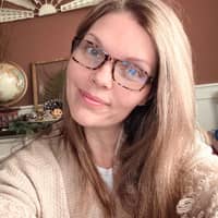 Sitter Profile Image: Bonnie E.