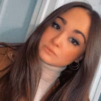 Sitter Profile Image: Talia R.