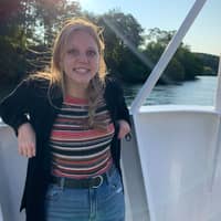 Sitter Profile Image: Teresa M.