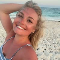 Sitter Profile Image: Shayna E.