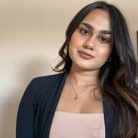 Sitter Profile Image: Oshadhi S.