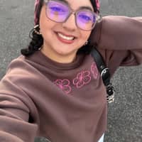 Sitter Profile Image: Valeria H.