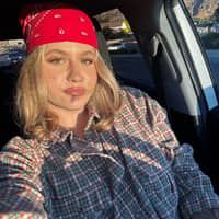 Sitter Profile Image: Sophia Z.