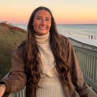 Sitter Profile Image: Courtney T.