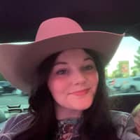 Sitter Profile Image: Lora G.