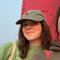 Sitter Profile Image: Isabel K.