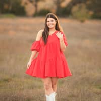 Sitter Profile Image: Mackenzie L.