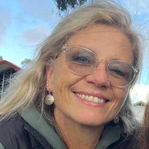 Sitter Profile Image: Alexandra C.