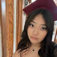 Sitter Profile Image: Emily V.