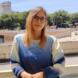 Sitter Profile Image: Alina B.