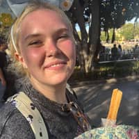 Sitter Profile Image: Piper D.