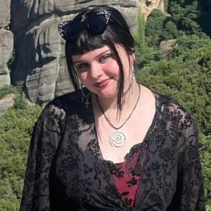 Sitter Profile Image: Savannah R.