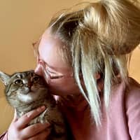 Sitter Profile Image: Julia S.