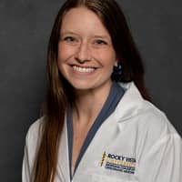 Sitter Profile Image: Mackenzie M.