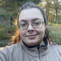 Sitter Profile Image: Taylor L.