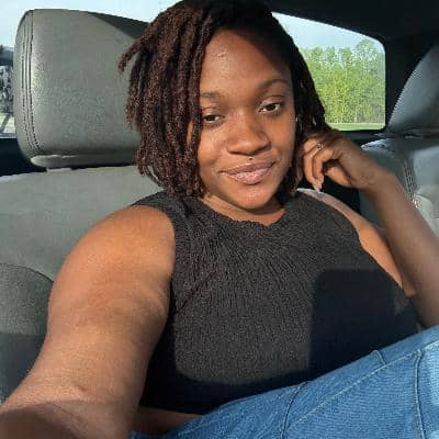 Sitter Profile Image: Daysia C.