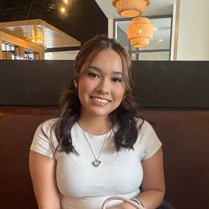 Sitter Profile Image: Cielo C.
