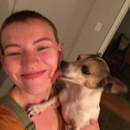 Sitter Profile Image: Bee E.