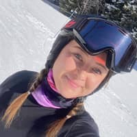 Sitter Profile Image: Julia B.