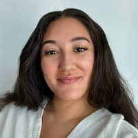 Sitter Profile Image: Victoria D.