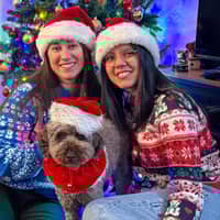 Sitter Profile Image: Larissa & Carolina S.