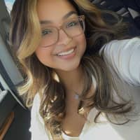 Sitter Profile Image: Natalie H.