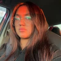 Sitter Profile Image: Heidi S.